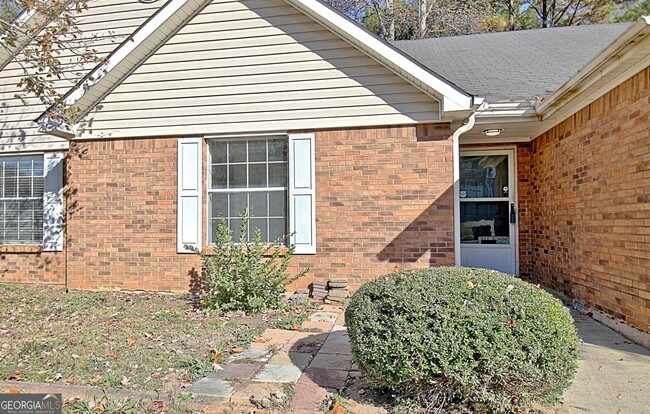 Building Photo - 213 Baron Ct