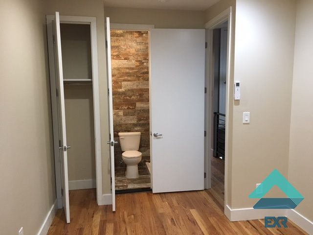 Foto principal - 127 Hart St