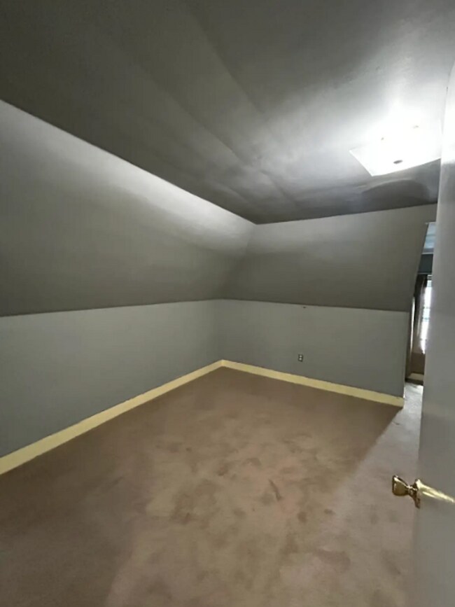 Foto del edificio - 805-807 North Irving Avenue