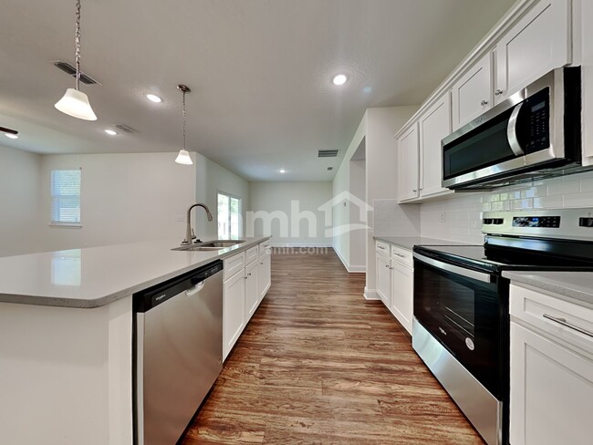 Building Photo - 12644 Percy Ln