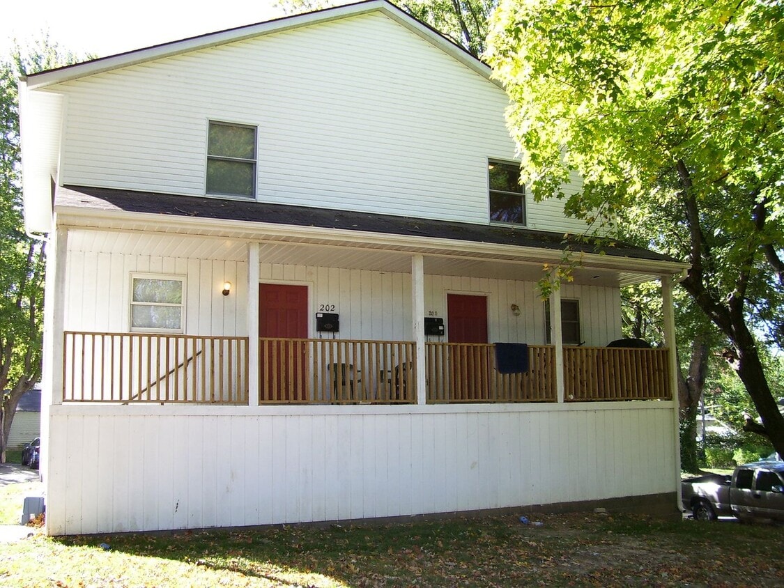 Foto principal - 0200-202 E 16th Street