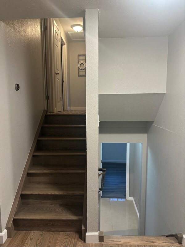 Foto del edificio - 930 Potter Dr