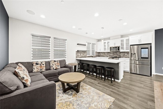 Foto del edificio - 925 Clementine Ct