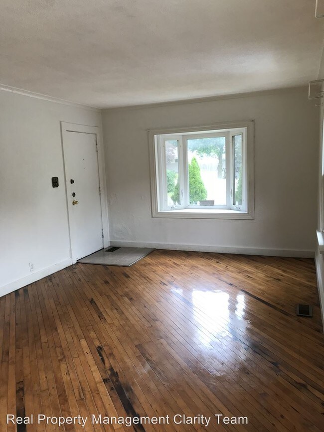 Building Photo - 2 br, 1 bath House - 2527 Jutland St