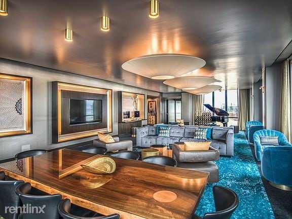 Building Photo - 401 Washington St