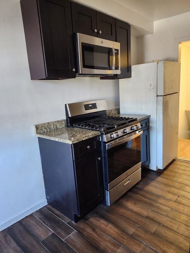 Cocina - 21421 47th Ave