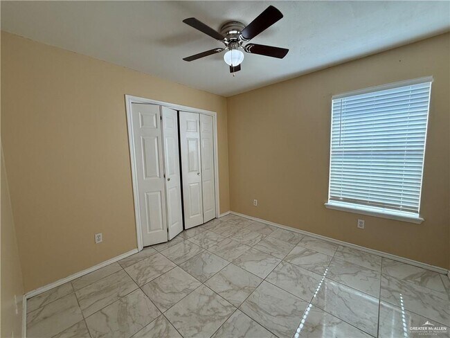 Building Photo - 3016 Nickel Ave