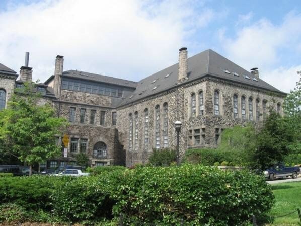 lateral/frontal - 1714 Park Ave