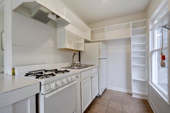 Foto del edificio - 1003 Bouldin Ave