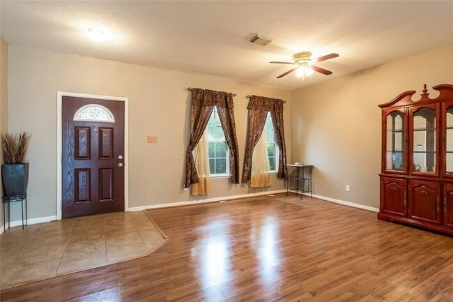 Foto del edificio - 21910 Willow Downs Dr