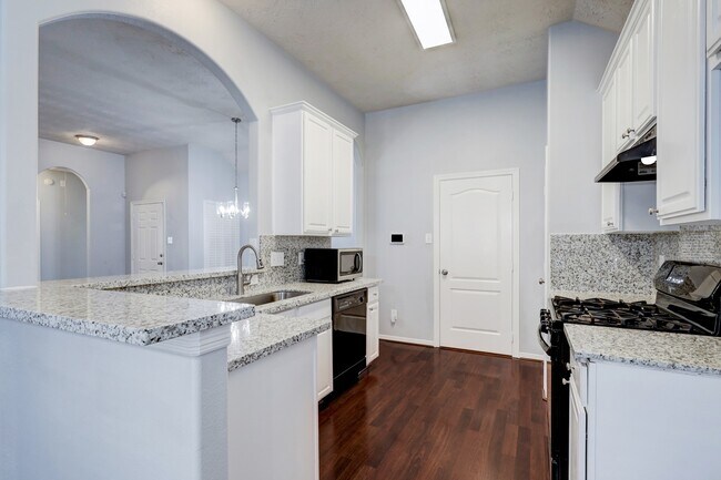 Foto del edificio - 19506 Arbor Pines Ln