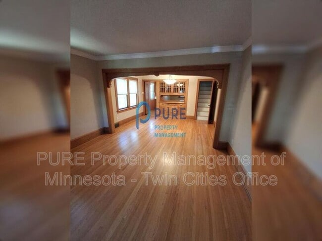 Building Photo - 1236 W James Ave