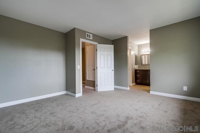 Building Photo - 2989 Village Pine Dr