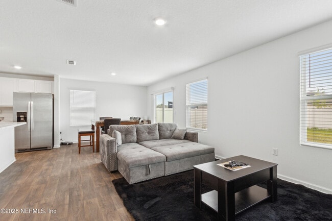 Building Photo - 12647 European Beech Rd