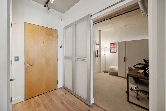 Foto del edificio - 2125 14th St NW