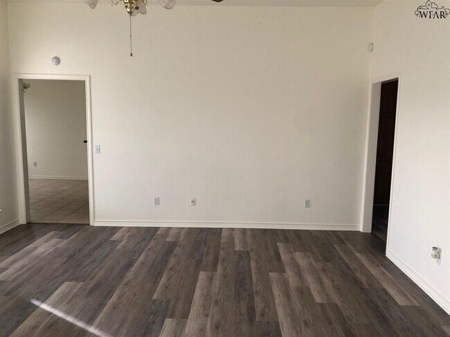 Building Photo - 5216 Air Force Dr
