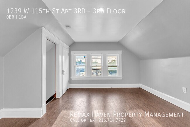 Building Photo - 1239 W 115th St