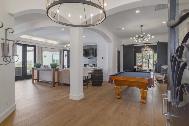 Foto del edificio - 1128 Thurman Bluff Dr