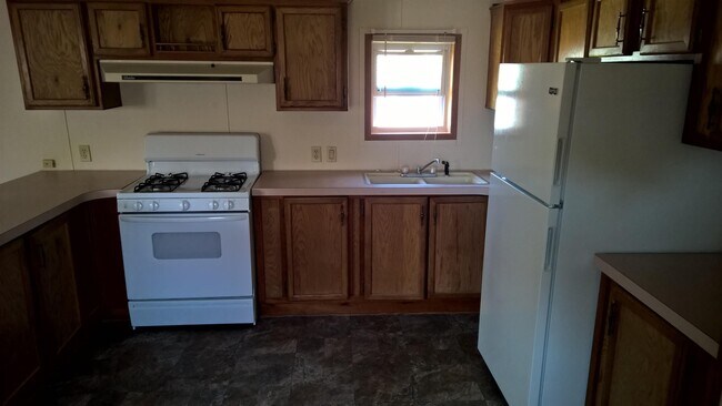 Foto del edificio - 410 Lake St