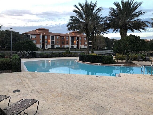 Foto del edificio - 6149 Metrowest Blvd