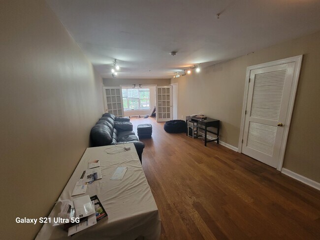 Building Photo - Only 1/4 mile to Duke University. 1/2 off the 1st month's rent.