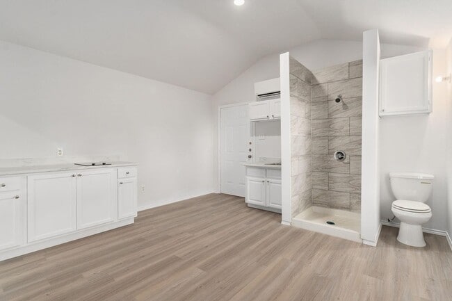 Photo - 1302 W Tarrant Rd Apartment