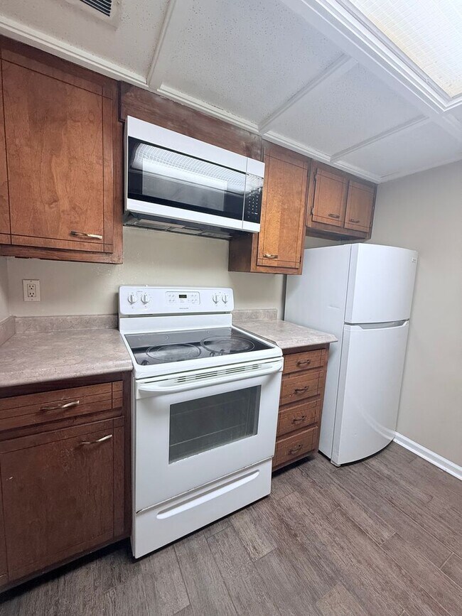 Foto del edificio - 3730 Old Flowery Branch Rd