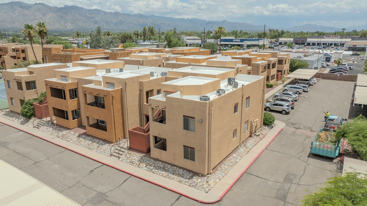 Primary Photo - 1 Bed / 1 Bath Condo - Short or Long Term ...