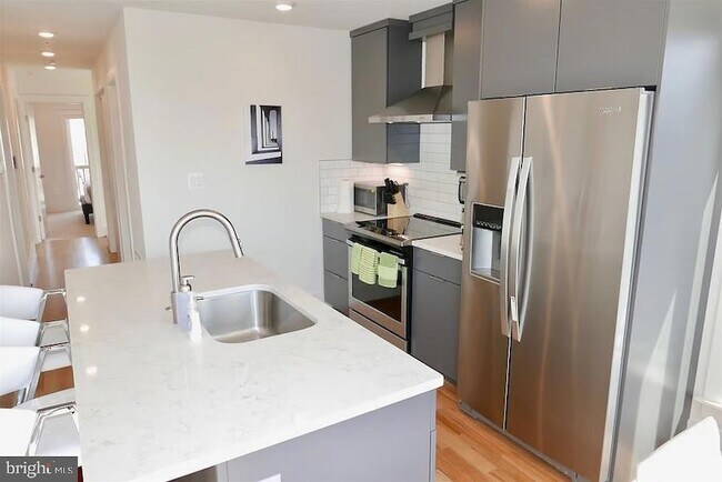 Foto del edificio - 843 Upshur St NW
