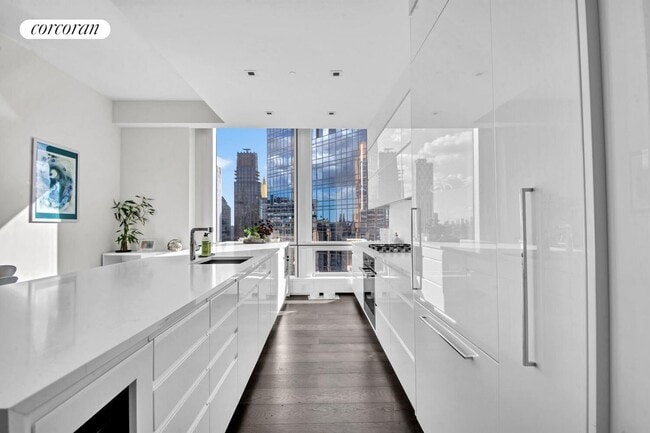 Building Photo - 172 Madison Ave