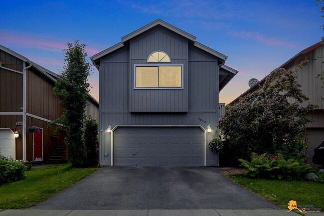 Foto del edificio - COMING SOON! Rare Find! East Anchorage Home! Military Discount Available!