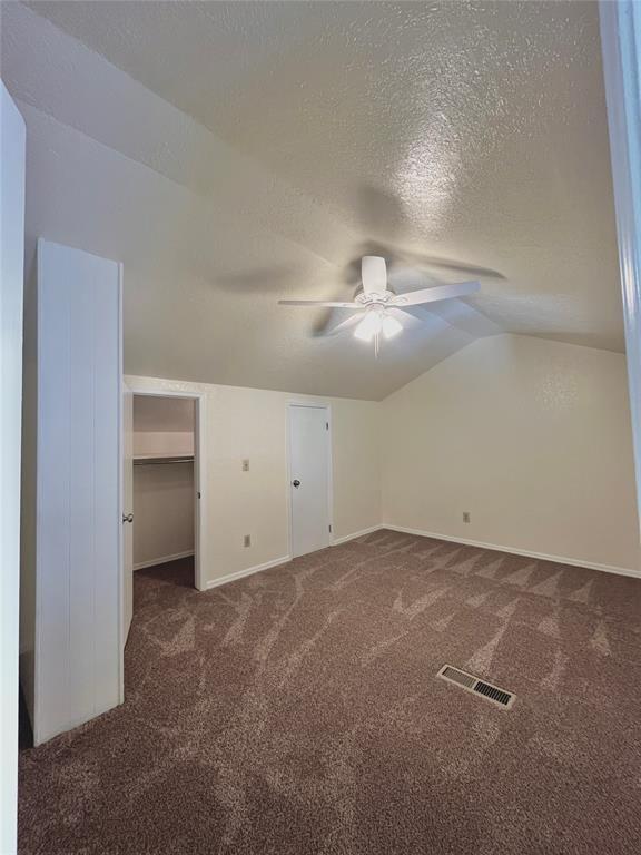 Foto del edificio - 1901 E Lindsey St