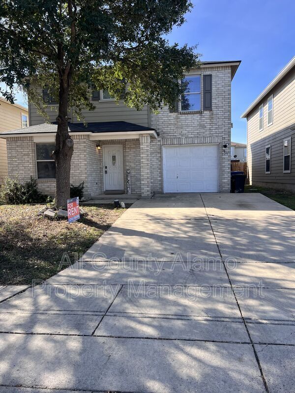 Foto del edificio - 7431 Cedar Farm