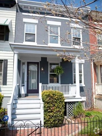 Building Photo - 918 Independence Ave SE
