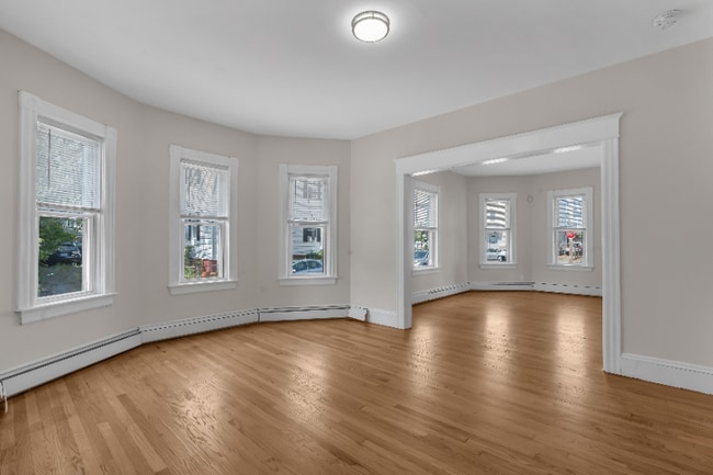 Building Photo - 77 Vinton St
