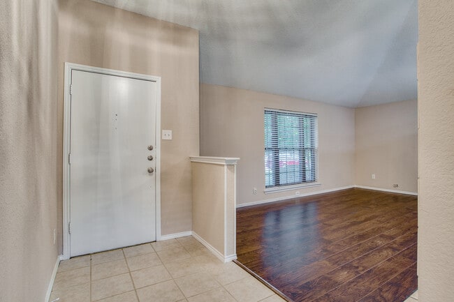 Building Photo - 3 Bedroom in Coppell - Large Trees and Fenced Yard