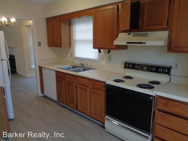 Foto del edificio - 8029-8031 Perry Creek Rd
