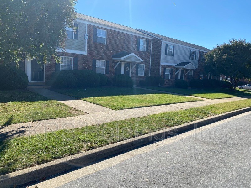 Foto principal - 1708 Chicago Ave
