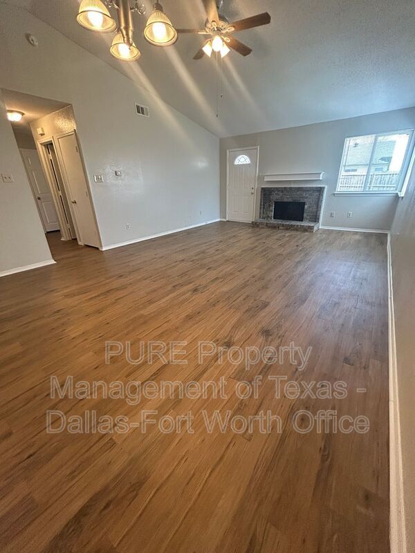 Foto del edificio - 116 Windmill Ridge Dr