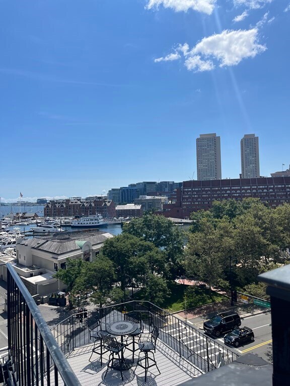 Foto principal - 10 Commercial Wharf