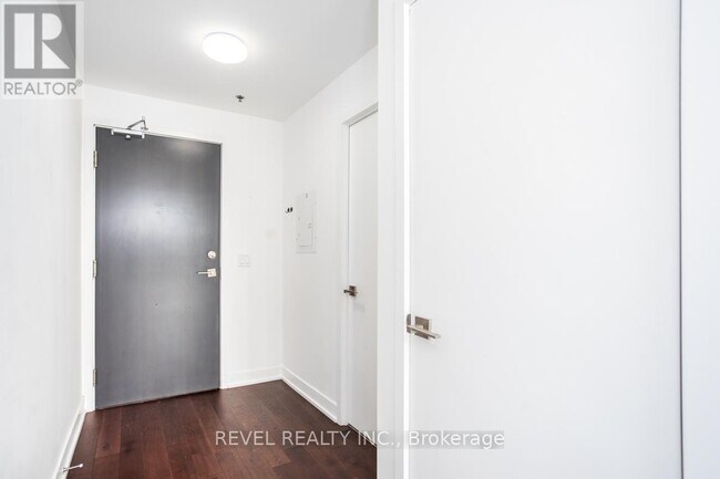 Photo du bâtiment - 20 Minowan Miikan Ln