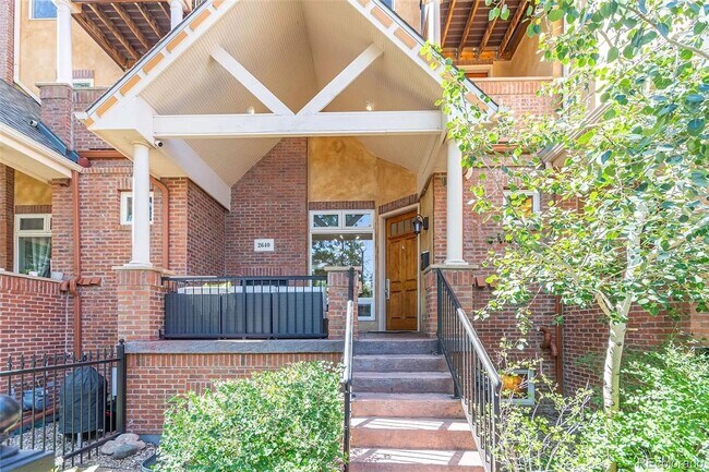 Foto del edificio - Exquisite Denver Highlands Fourplex