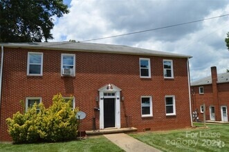 Building Photo - 102 Feimster St