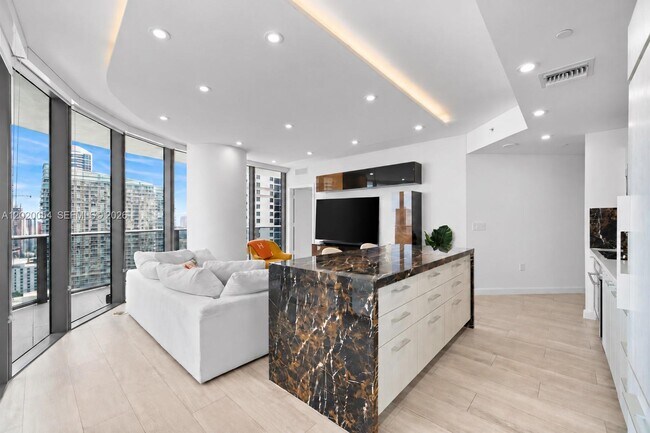 Foto del edificio - 55 SW 9th St