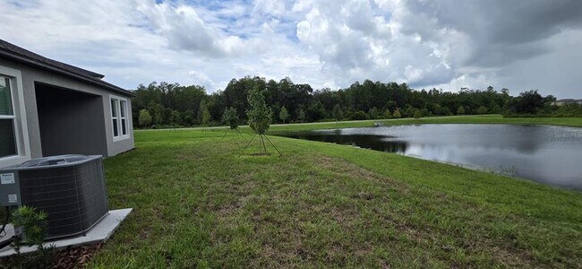 Building Photo - 17837-17837 Grassybend Lp