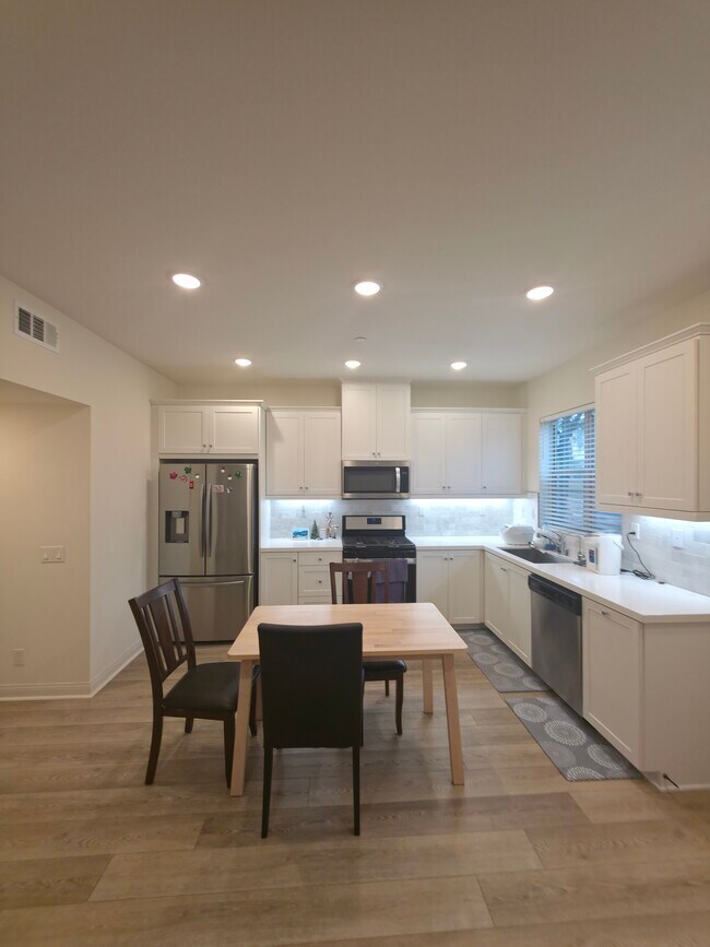 Foto del edificio - 12120 Blue Sky Ct