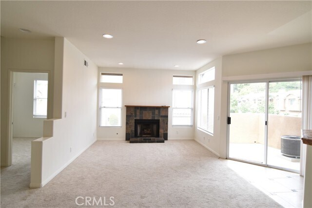 Building Photo - 28494 Klondike Dr