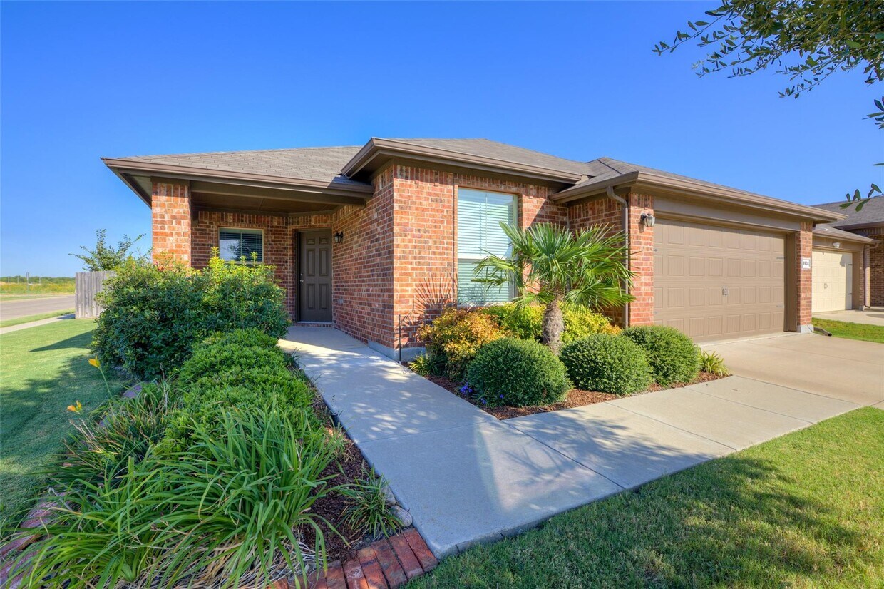 Foto principal - 8924 Cold Harbor St