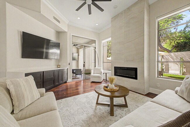 Foto del edificio - 7262 E Woodsage Ln