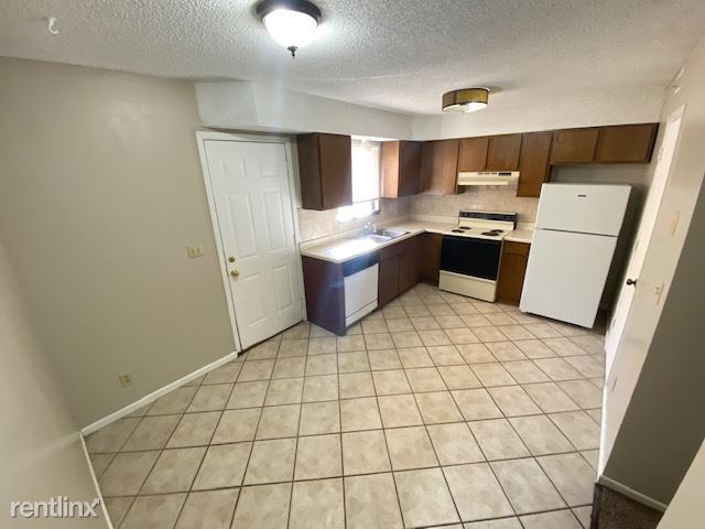 Foto del edificio - 2 br, 1 bath Townhome - 1024 Riverview Dr